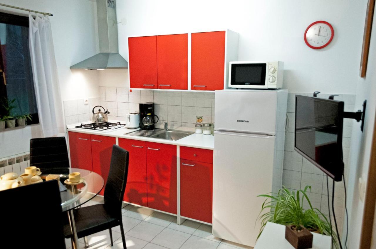 Apartment Rosa 1 로비니 외부 사진