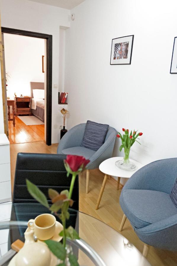 Apartment Rosa 1 로비니 외부 사진