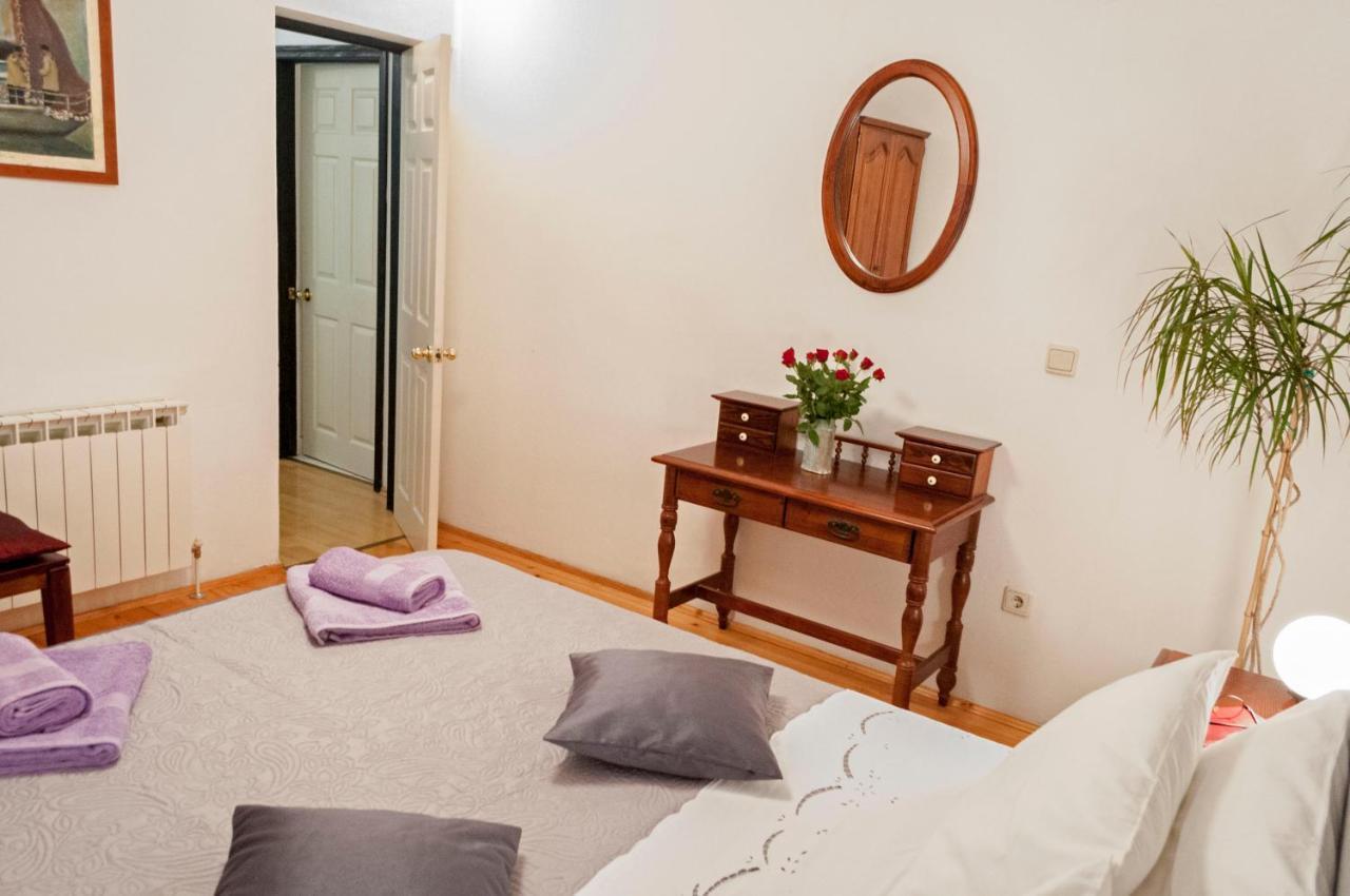 Apartment Rosa 1 로비니 외부 사진